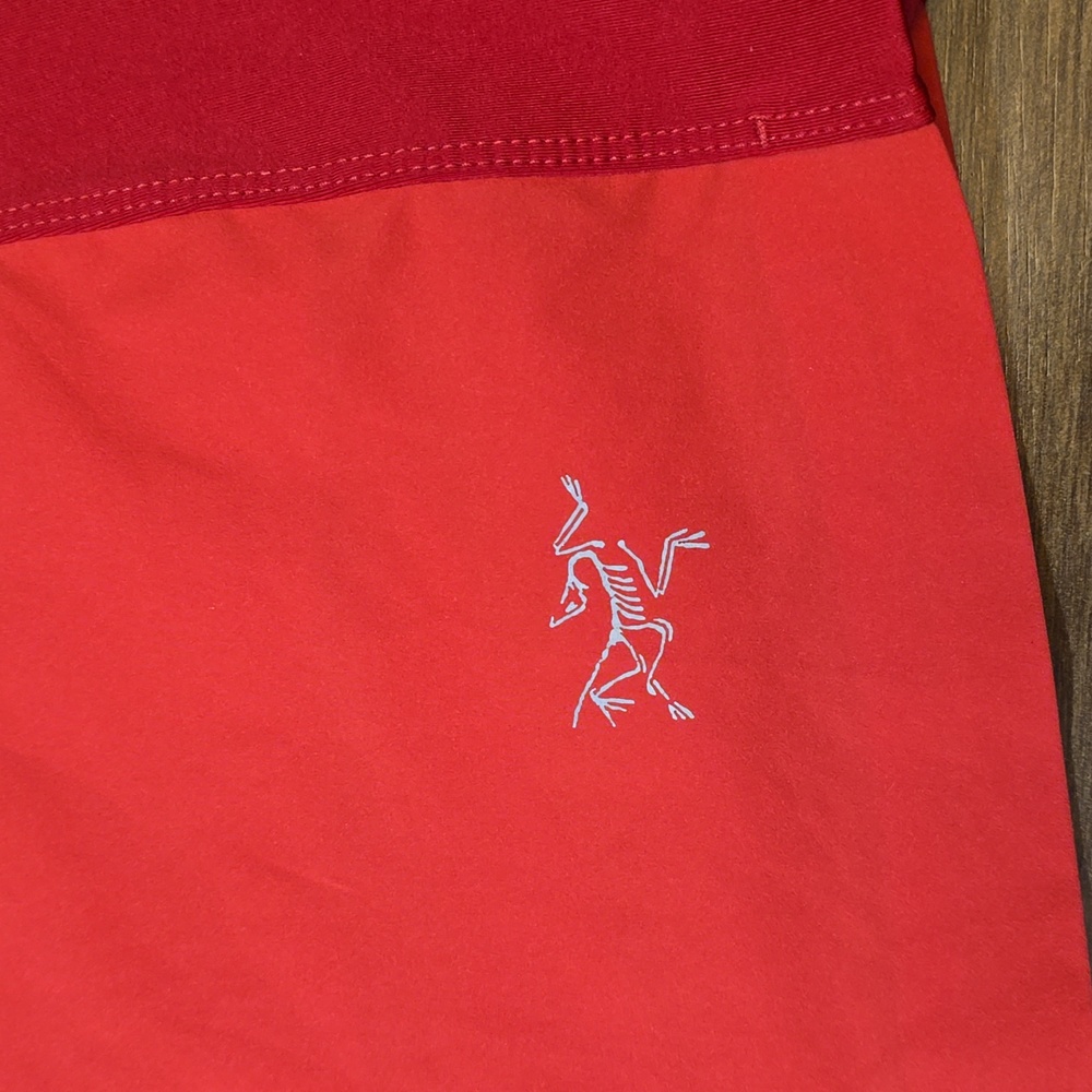 Arc'teryx Red Skort - Picture 3 of 8